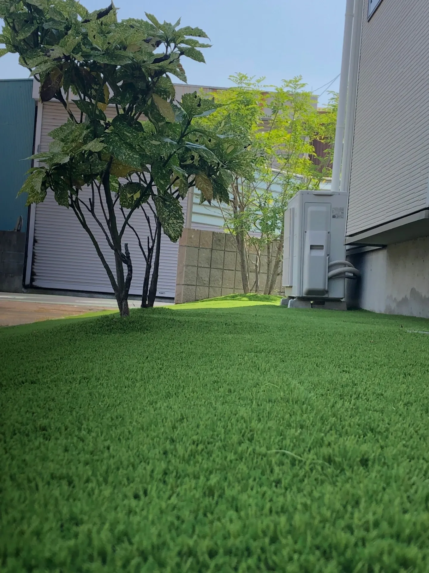 植栽とも良く似合う人工芝