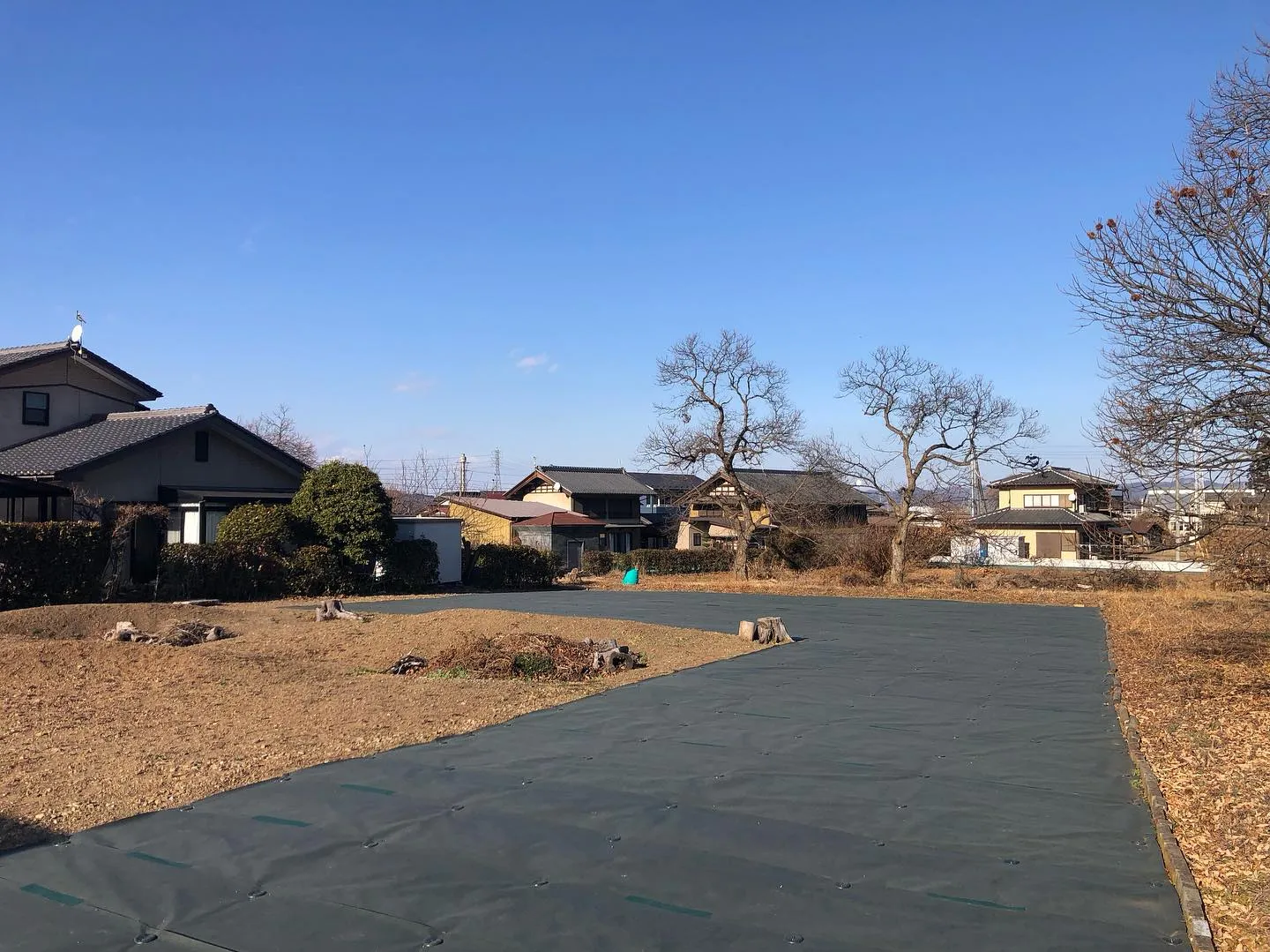 本日は#防草シート の補修で👷#秩父市 に行ってきました🚛✨