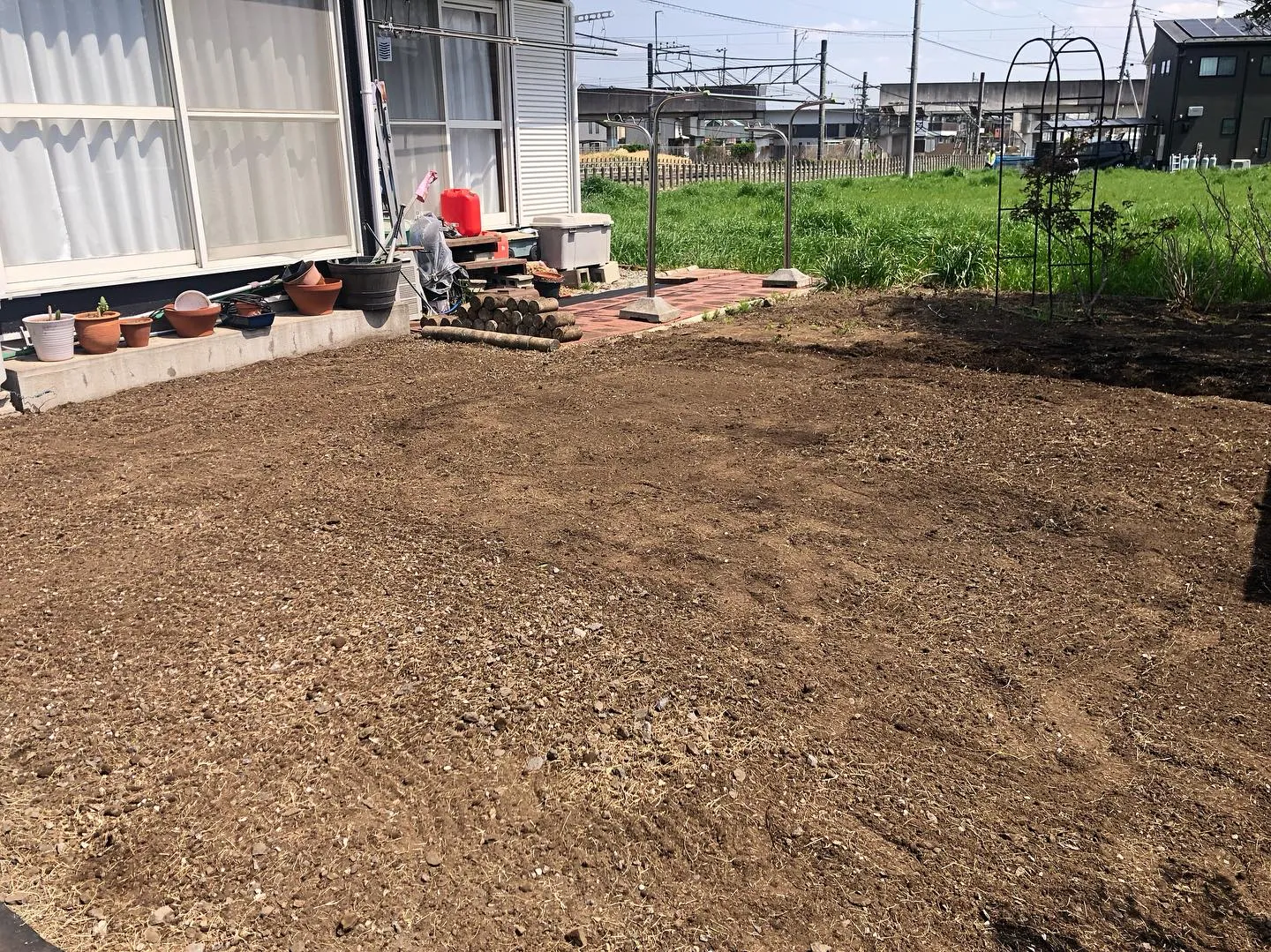 最近、多くの方が庭の芝生の維持に頭を悩ませているようですね🌱...