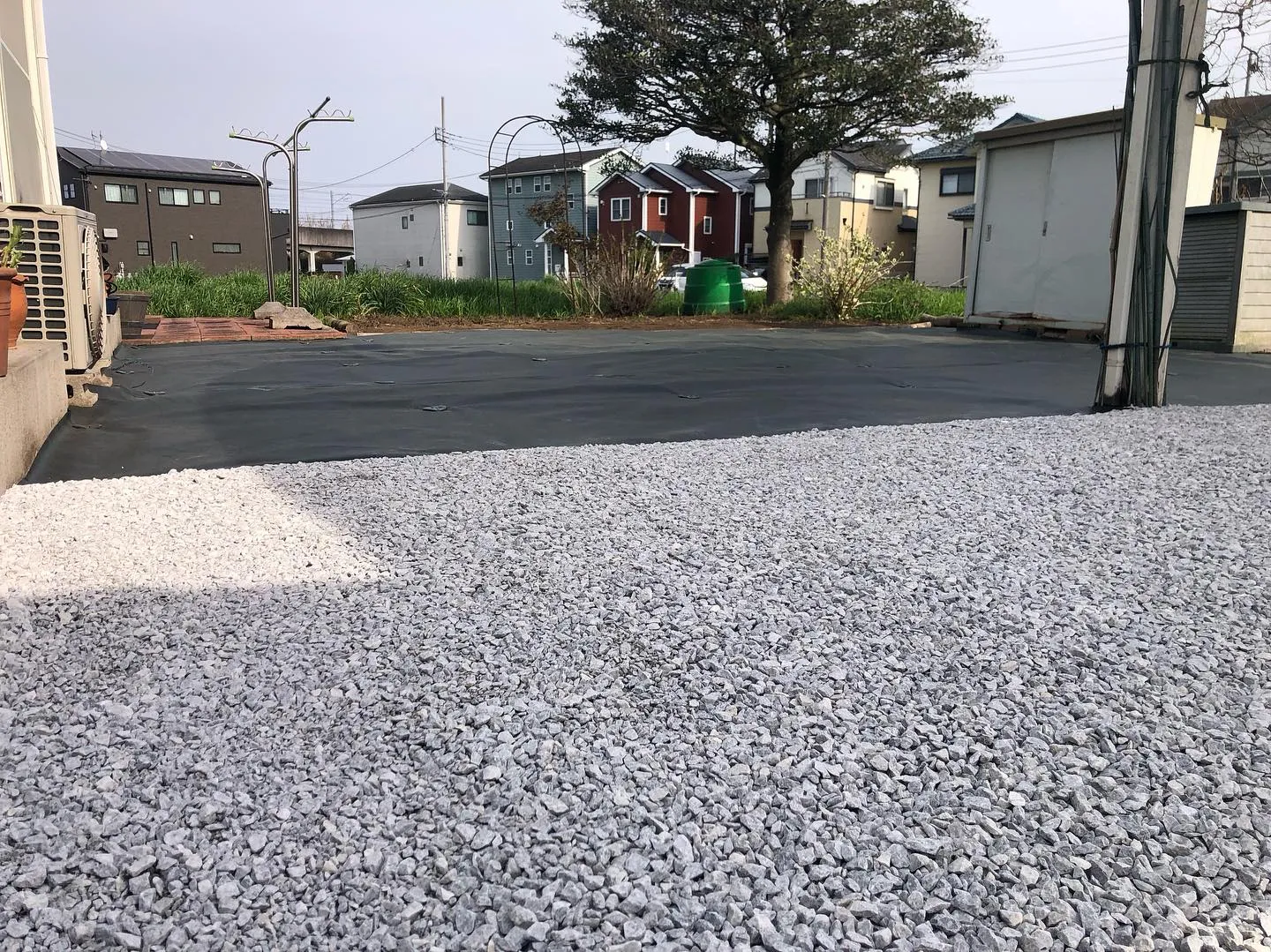 最近、多くの方が庭の芝生の維持に頭を悩ませているようですね🌱...