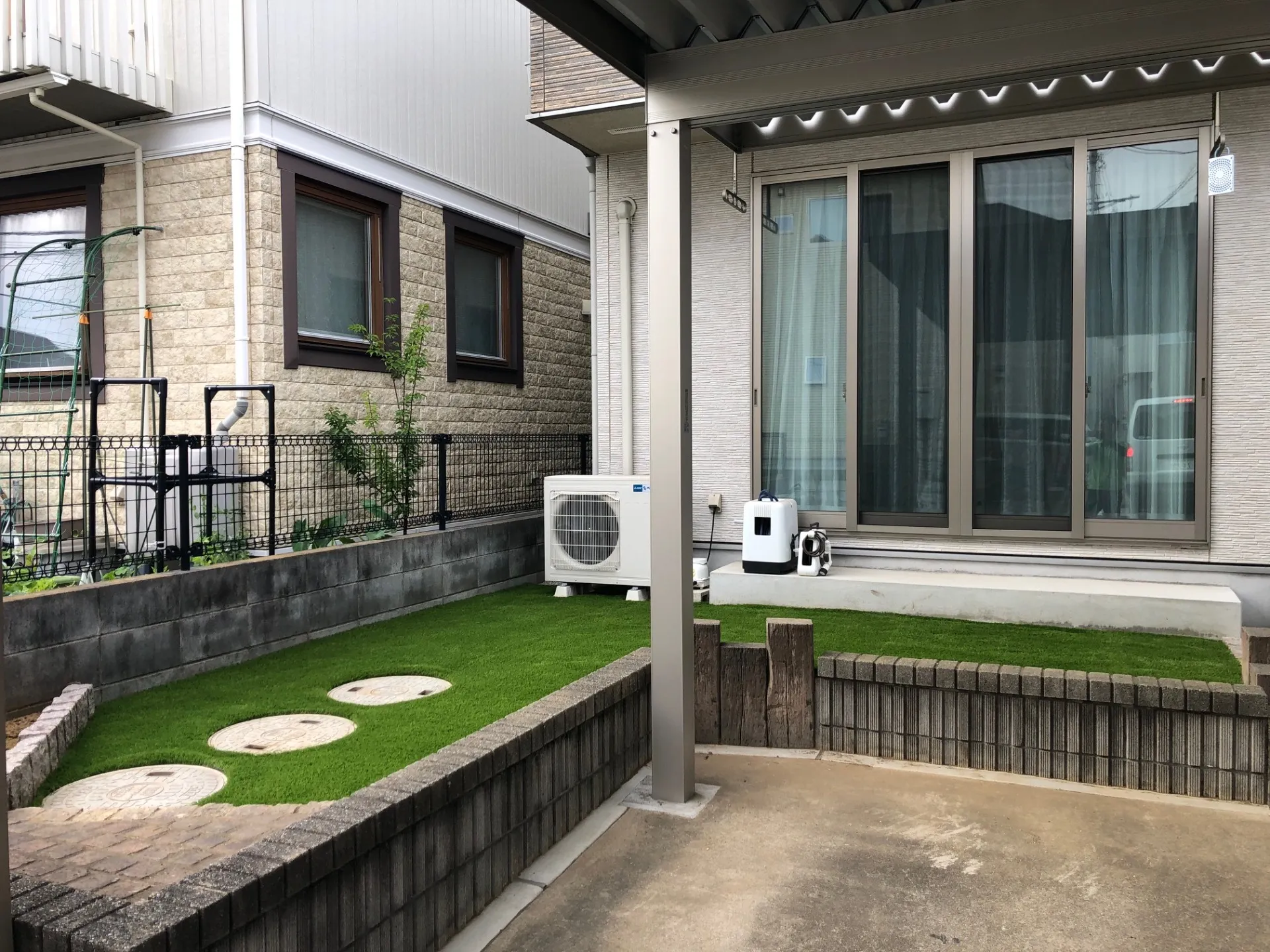埼玉｜川口市 芝生の手入れと管理に限界を感じ、人工芝へ張替え。見た目も機能も大満足！