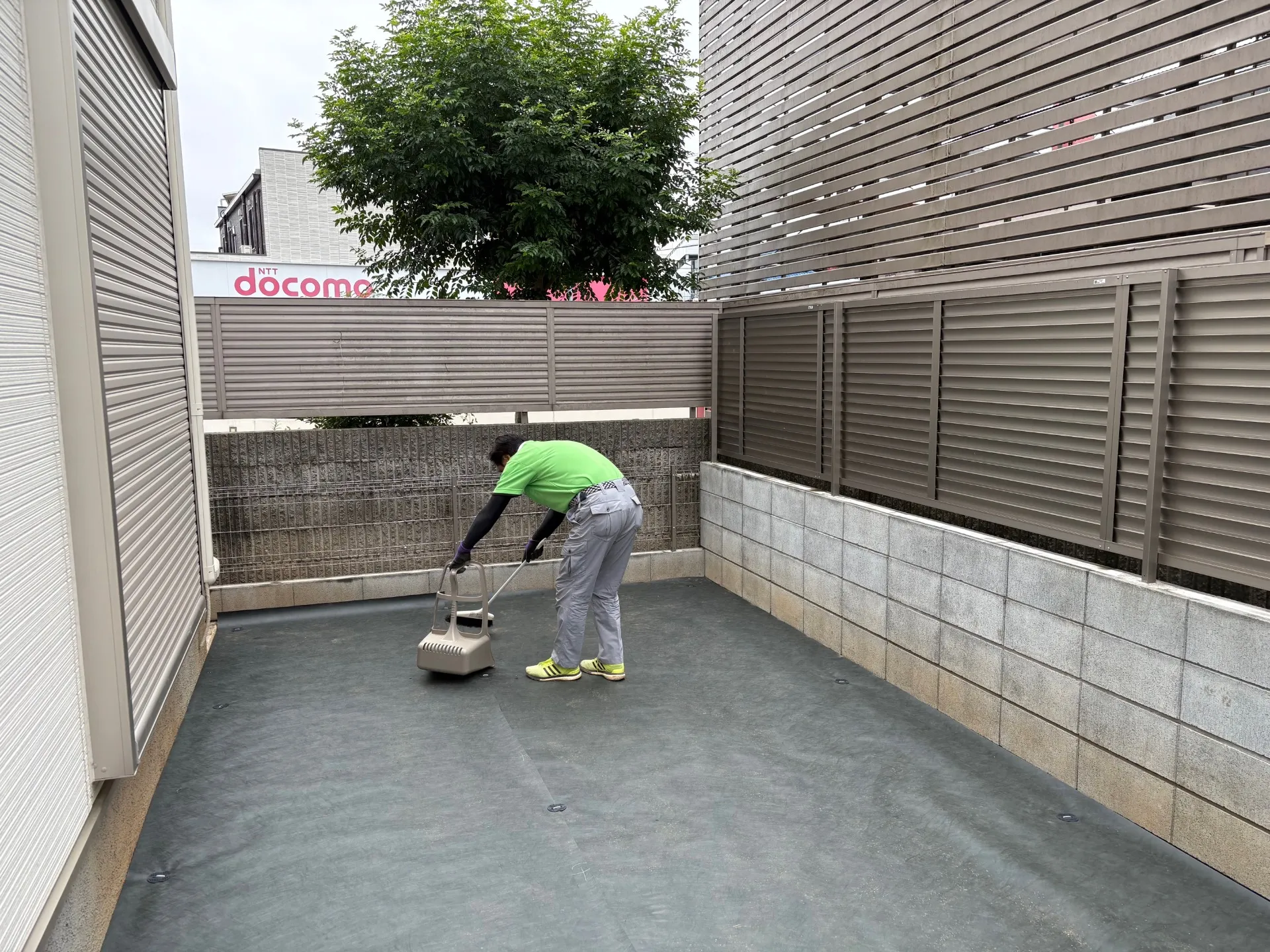 防草シート敷設