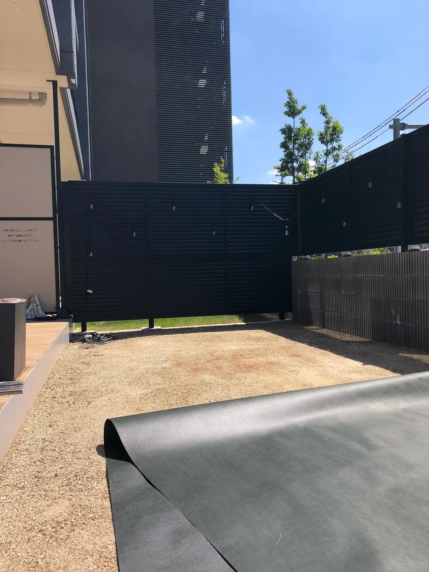 埼玉県飯能市の新築マンション🏢1階にお住まいの専用庭に、人工...
