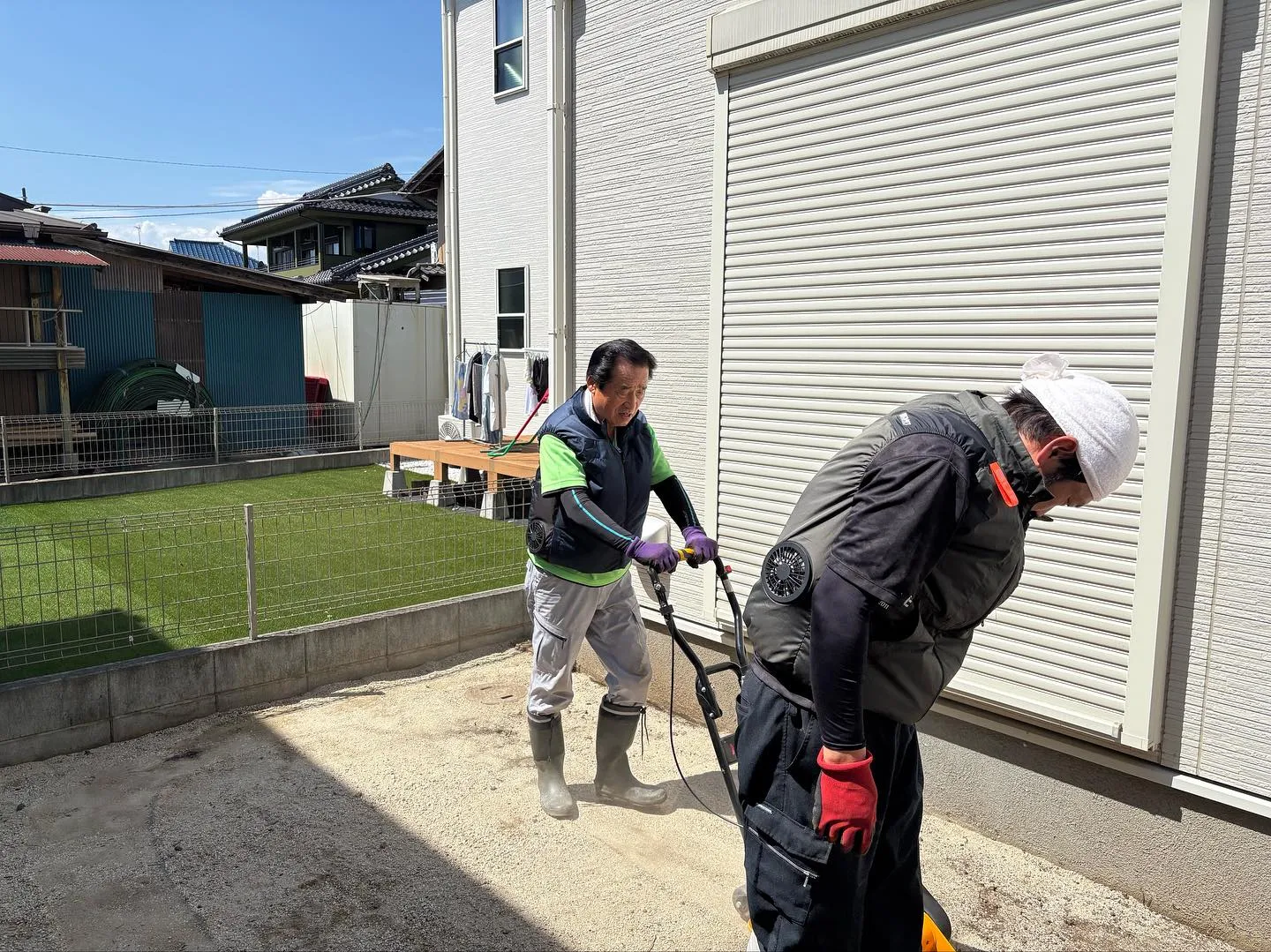 🌱雑草との戦い、もう終わりにしませんか？😅