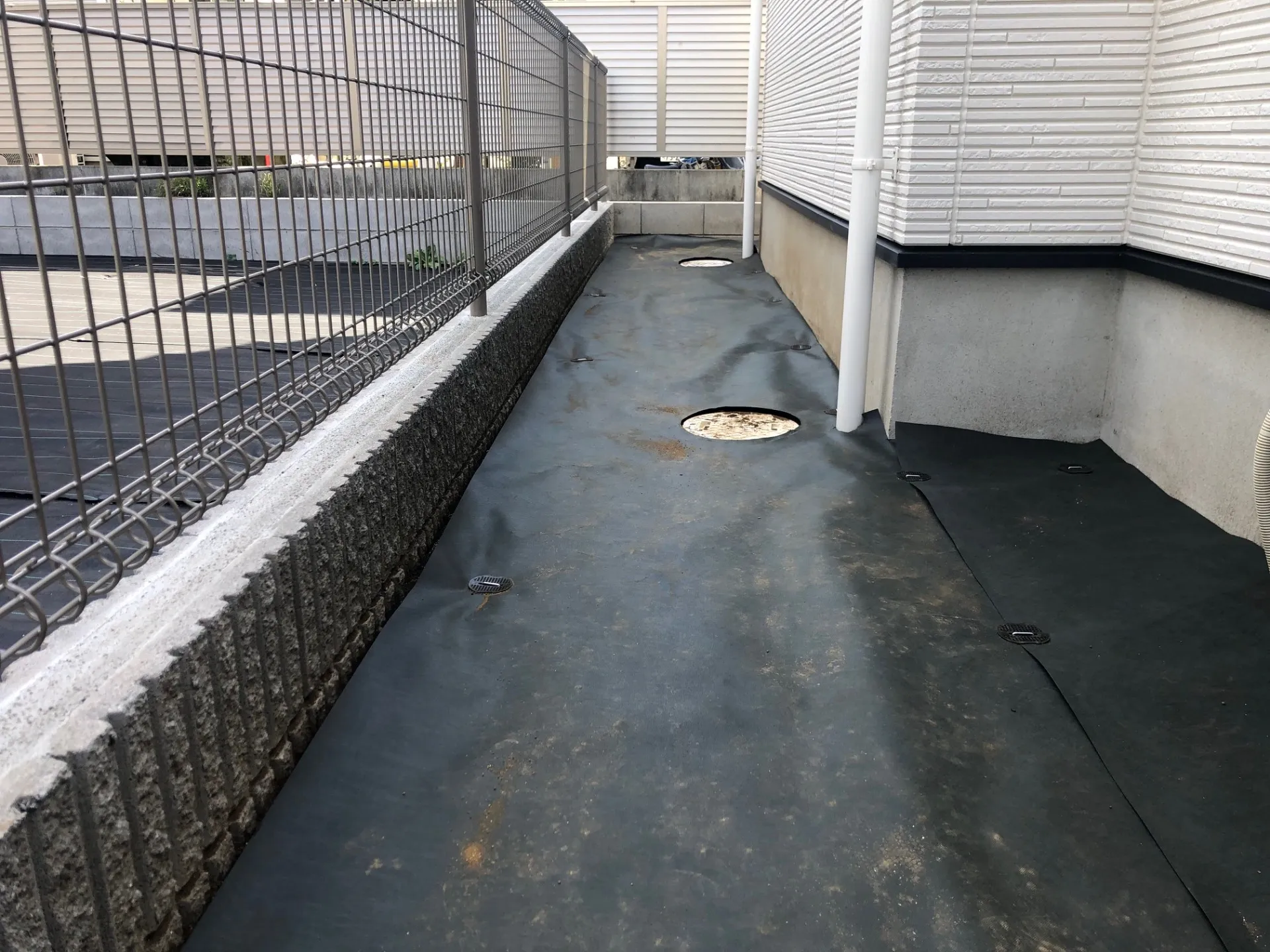 🏡【東京都西東京市】新築外構に人工芝＋白砂利で高級感ある仕上がり｜コスパ抜群で大満足の声！