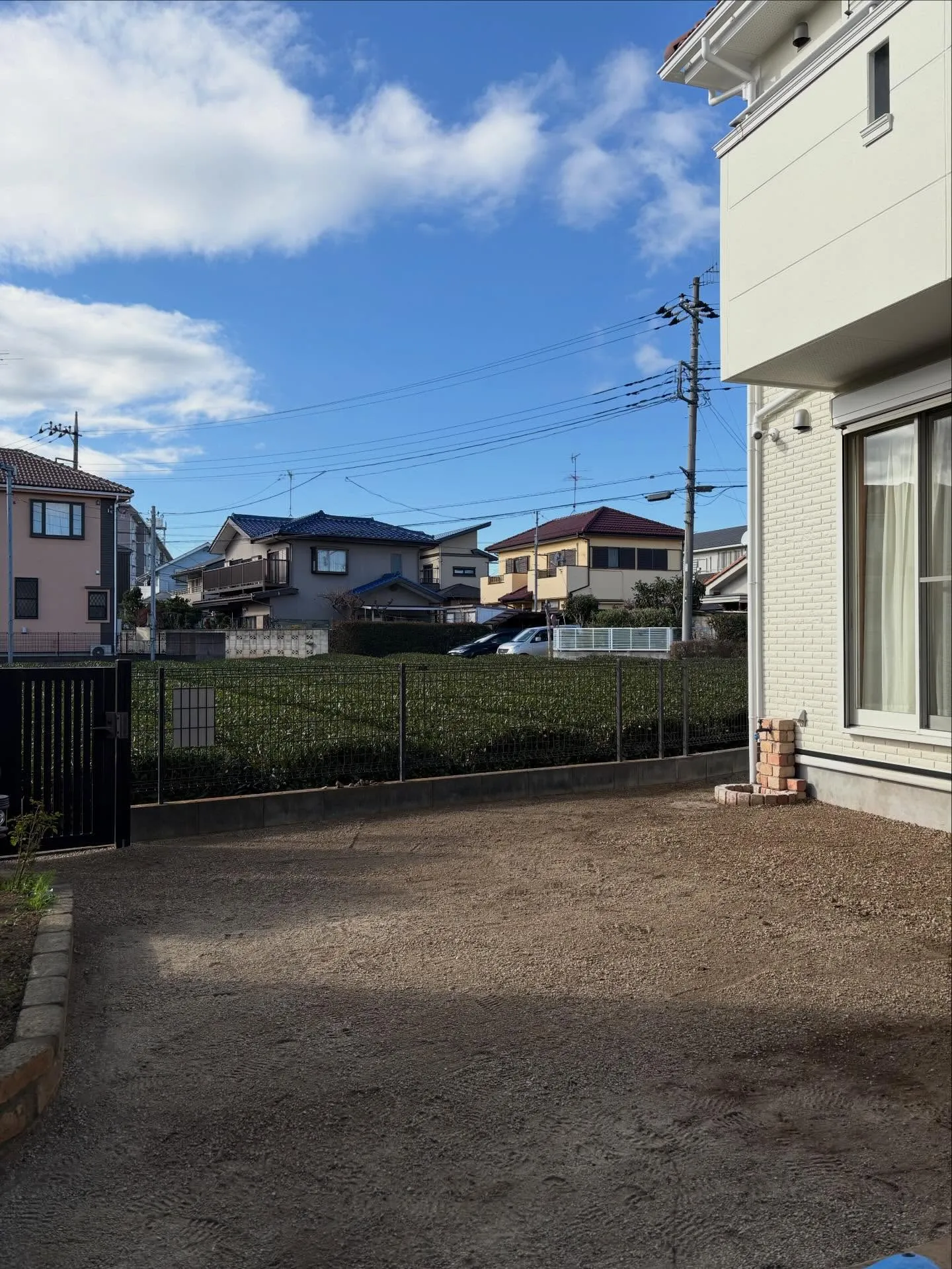 ウッドデッキ 🪵× 人工芝🌱で、庭が“使える空間”に進化！ ...