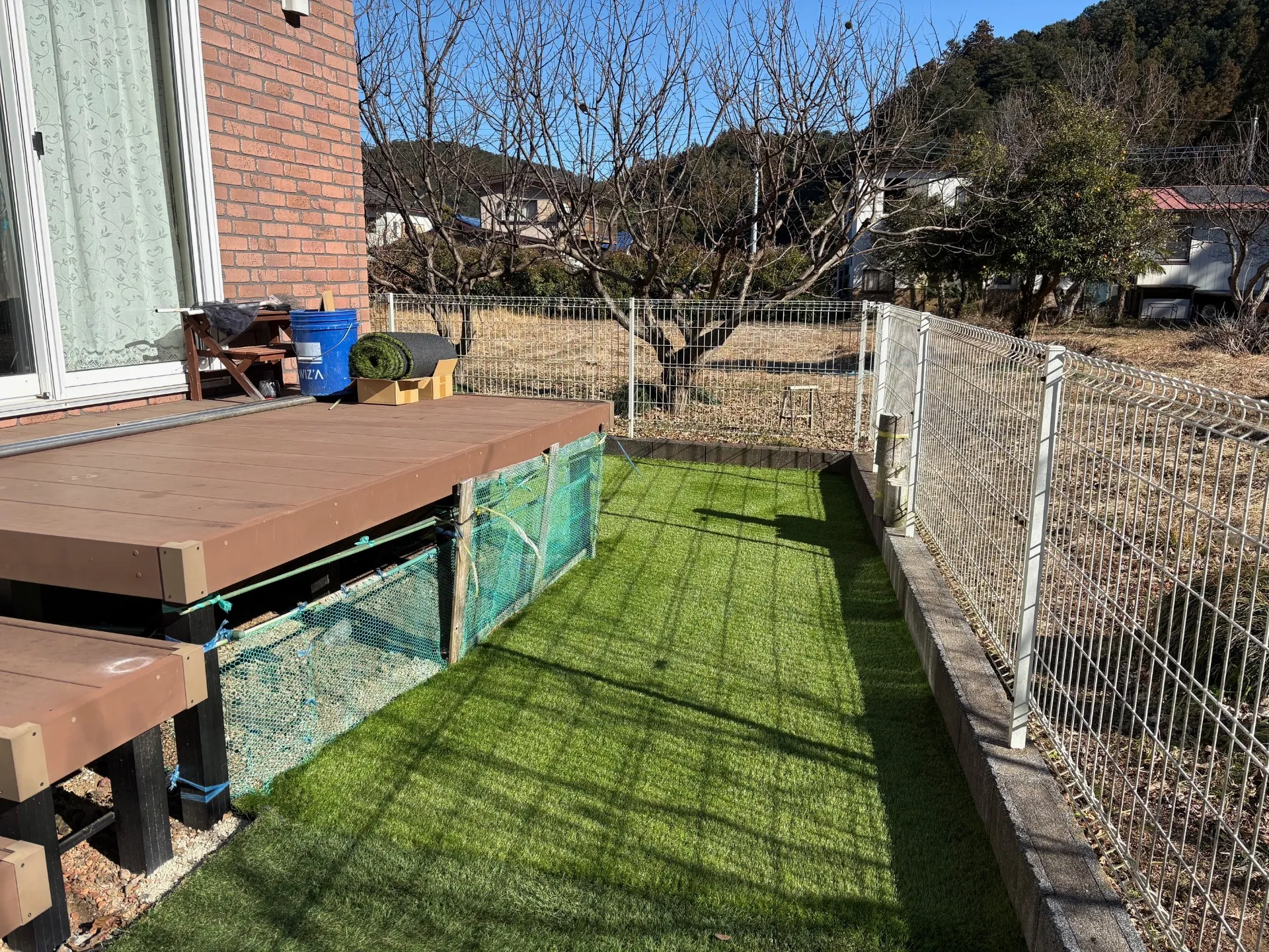 人工芝ドッグラン完成