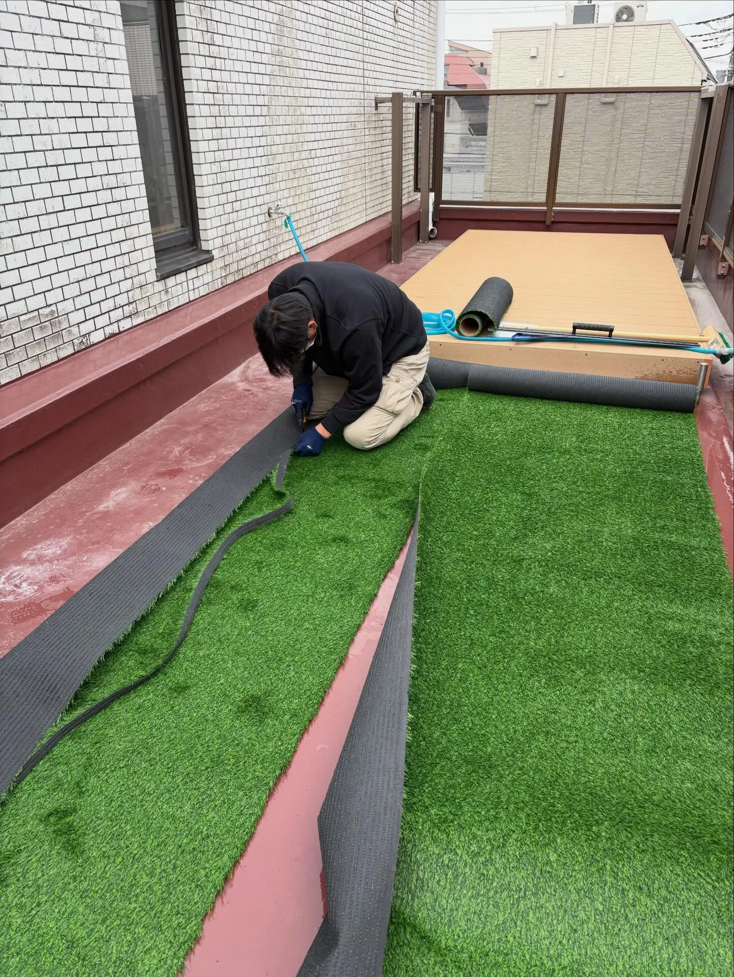 【東京都目黒区｜マンションバルコニー人工芝リフォーム事例】🏙...