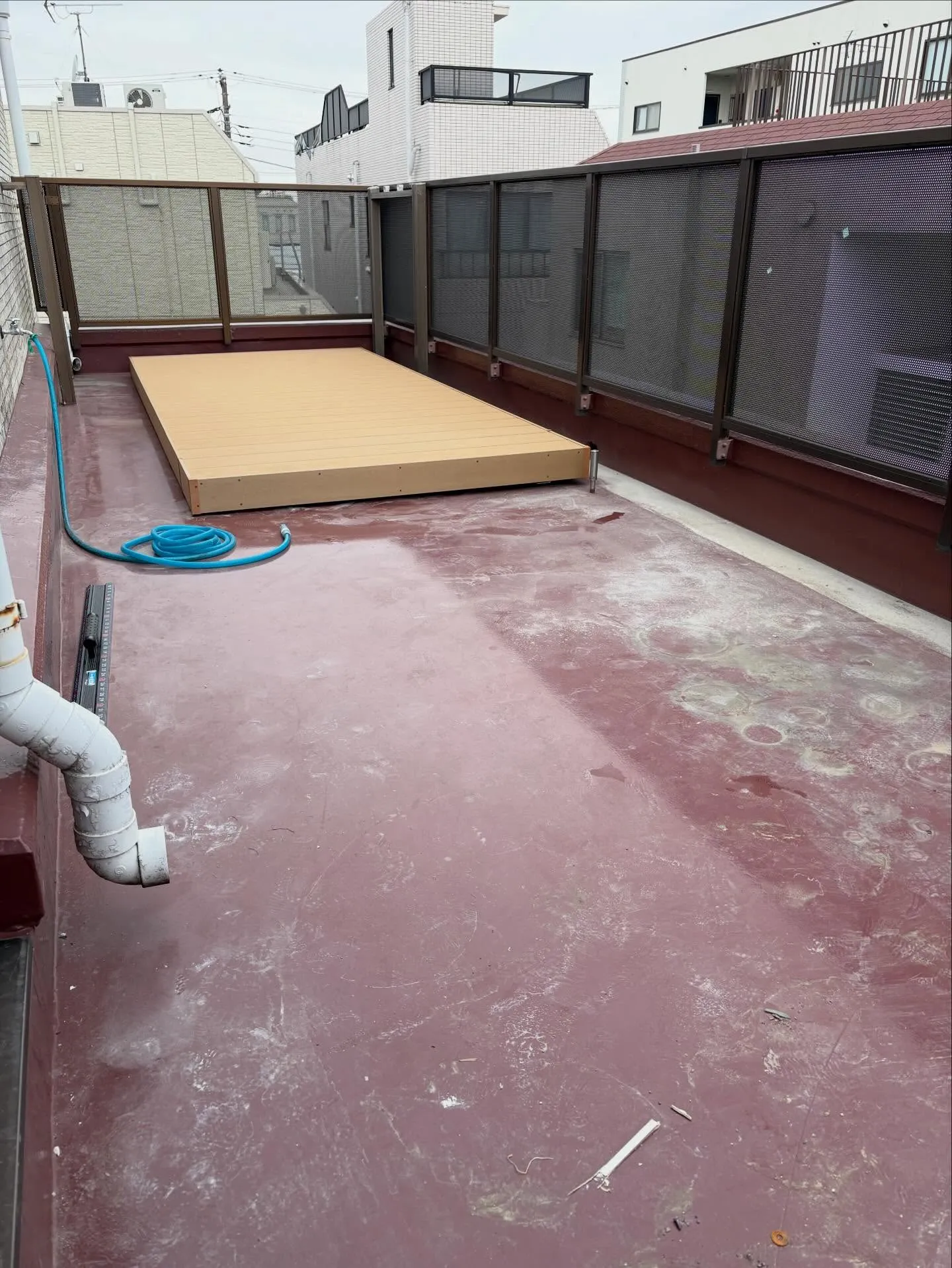 【東京都目黒区｜マンションバルコニー人工芝リフォーム事例】🏙...