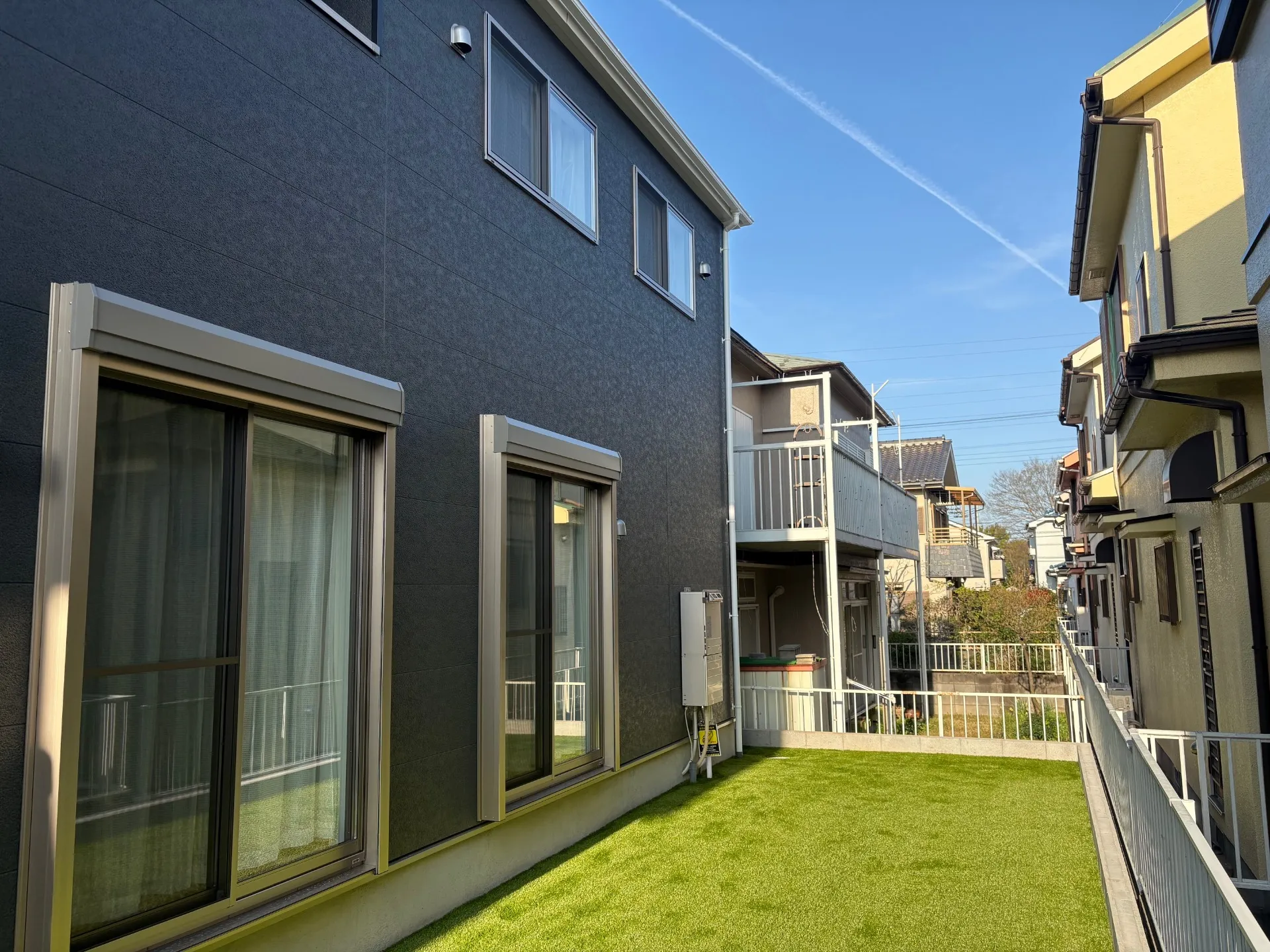 広々としたおしゃれな新築外構