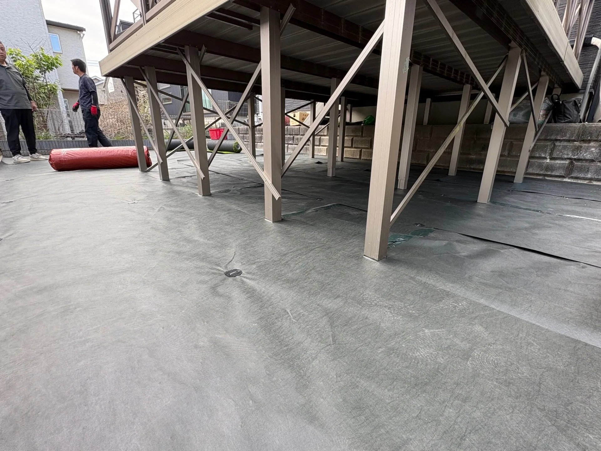 防草シート全面敷設