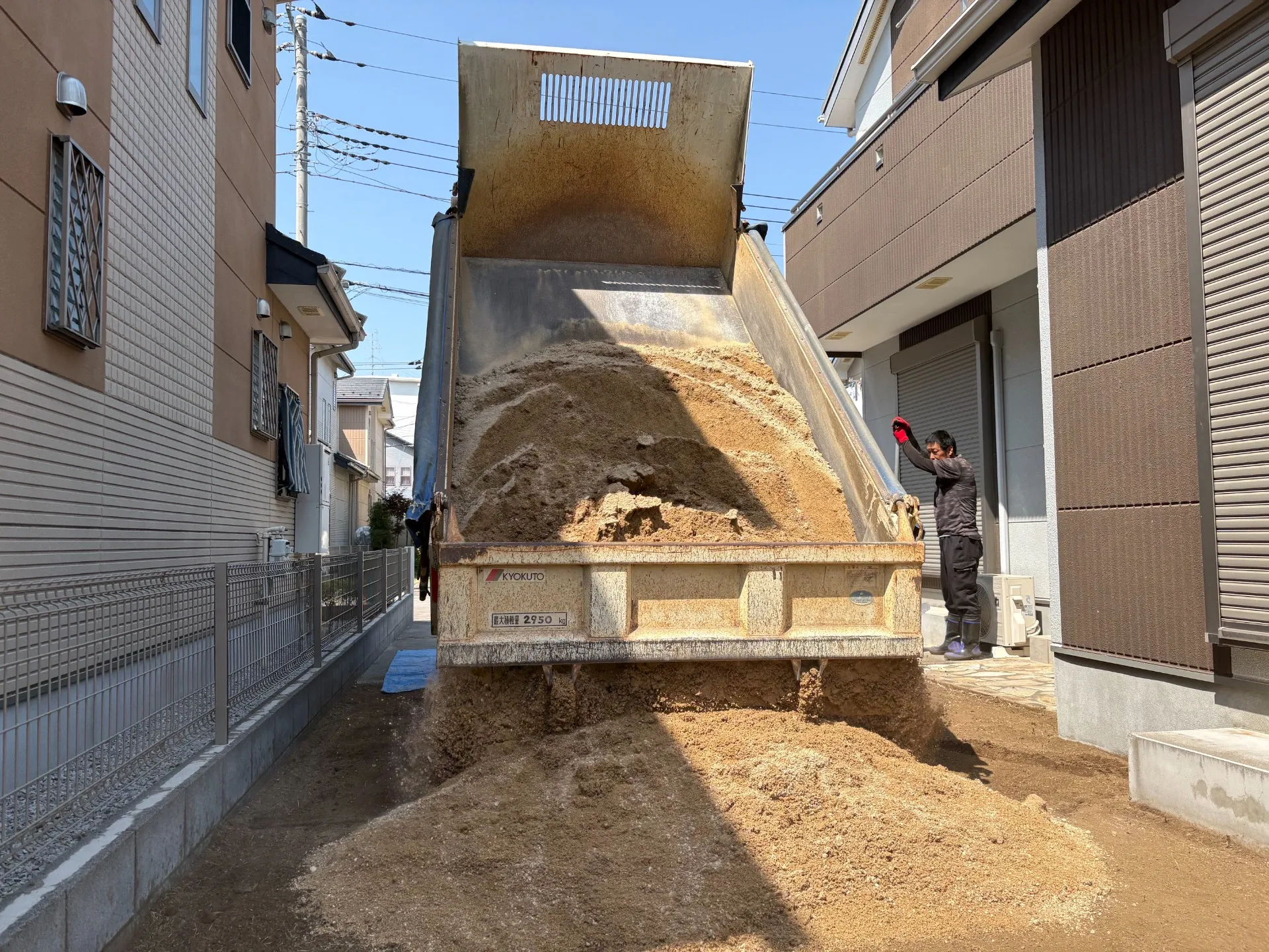 山砂の搬入