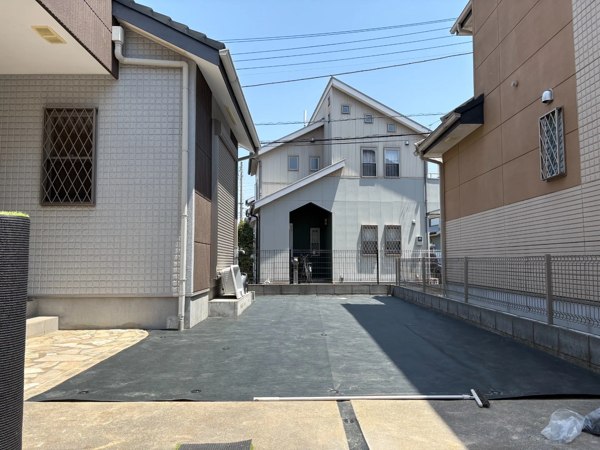 防草シート敷設