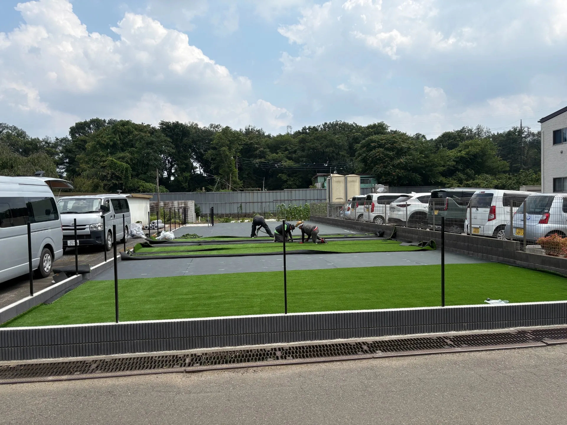 人工芝施工作業風景